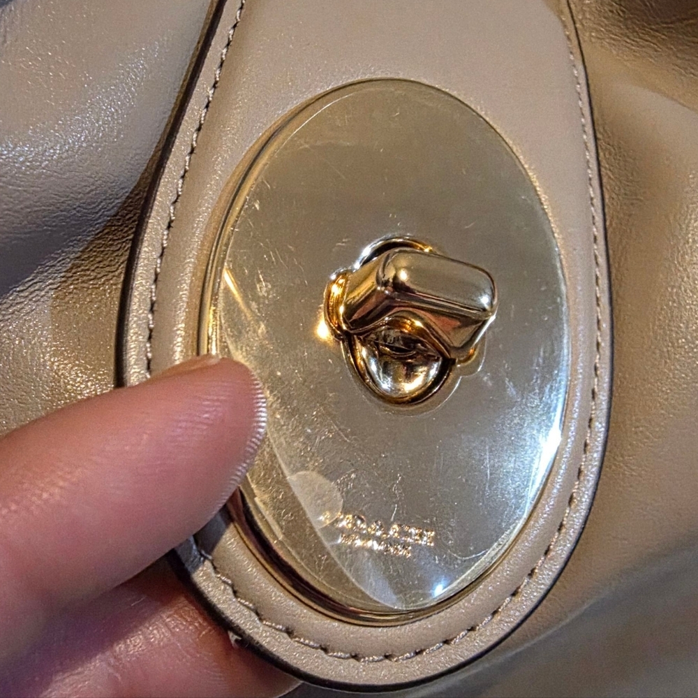 Coach Carlyle NWT F37637 Smooth Leather Shoulder Bag - Grey Birch & Dustbag - Picture 3 of 13